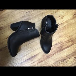 Top Moda Boots size 7. BRAND NEW!!